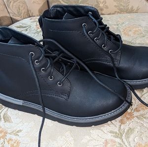 Cat & Jack, girls size 4 combat boots. NWOT.